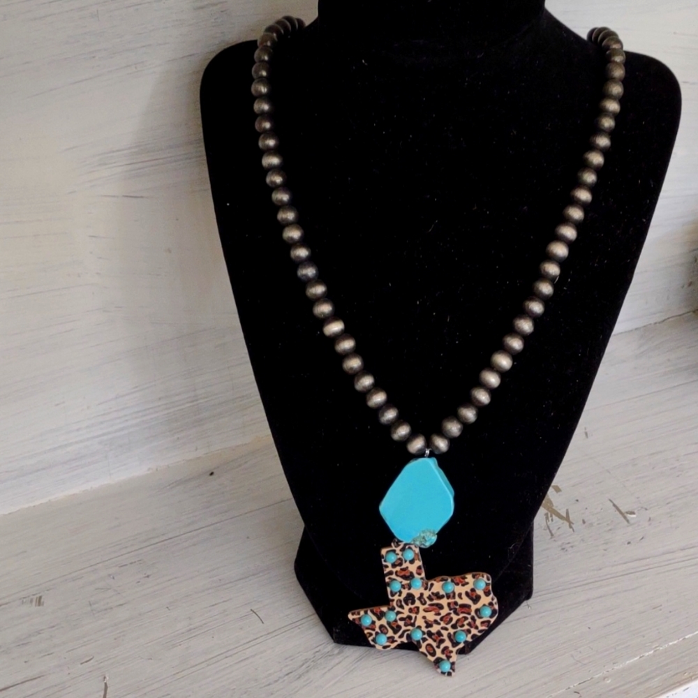 New Hippie Turquoise Fashion Necklace, Medium size Texas Pendant